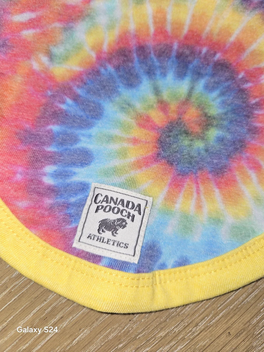 Canada Pooch Tie-Dye Dog Follow Me Tee 18 Inch 25-33 Lbs New